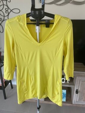 The North Face Women's Yellow V-Neck Hooded Pullover - Size S